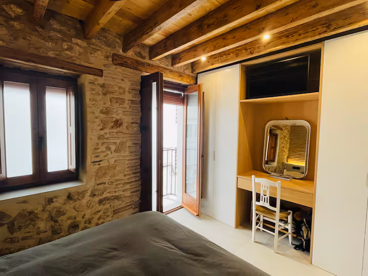 Habitación con balcón